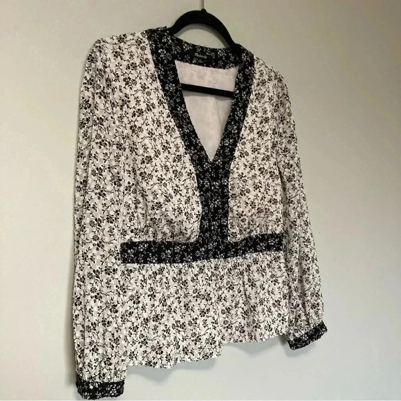 Madewell white black  floral blouse - Picture 8 of 8